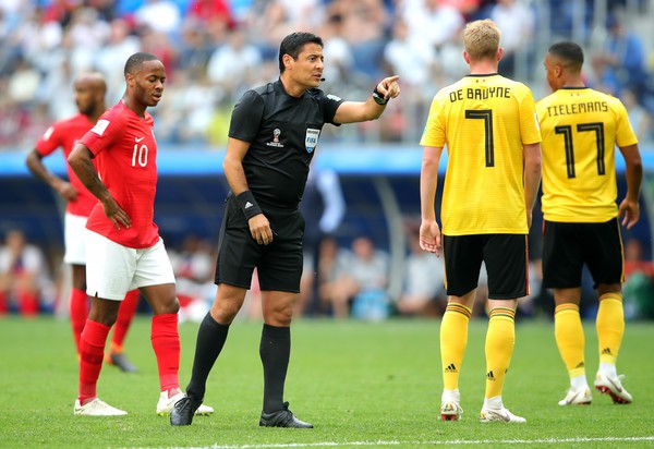 Ông Alireza Faghani điều hành trận tranh hạng 3 World Cup 2018 (Nguồn: Internet)