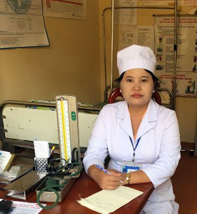 Nữ bác sĩ của buôn làng