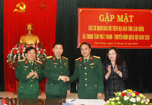 Ký kết quy chế phối hợp tuyên truyền năm 2019