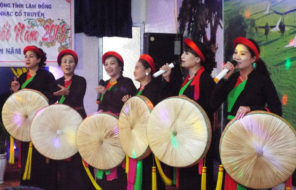 Tiếp tục làm sống dậy các làn điệu dân ca và nhạc cổ truyền