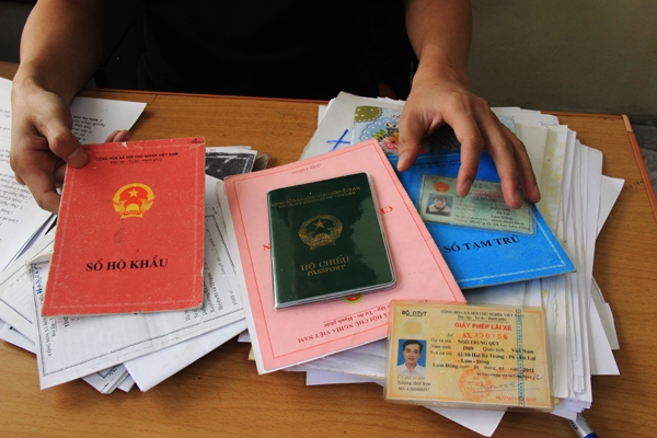Tang vật thu được tại phòng trọ của Tuyền
