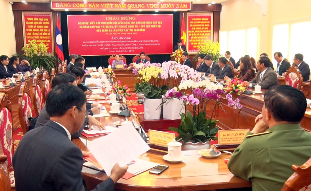 Đoàn đại biểu cấp cao Quốc hội Cộng hòa Dân chủ Nhân dân Lào đến thăm và làm việc với tỉnh Lâm Đồng