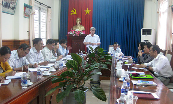 Tăng cường kiểm tra, giám sát, xây dựng Đảng trong sạch vững mạnh