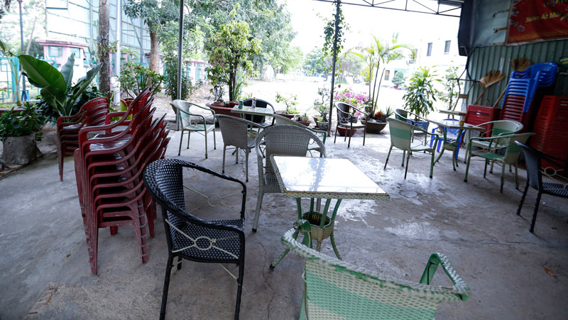 Quán nước, nơi hai phóng viên bị các đối tượng hành hung khi đóng vai đi mua hồ sơ dự thầu tại Đạ Huoai