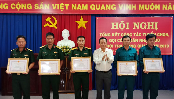 Đức Trọng tổng kết công tác tuyển chọn và gọi công dân nhập ngũ 2019