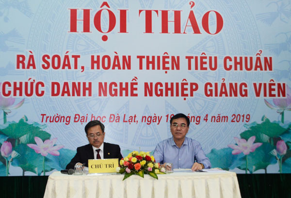 Hội thảo rà soát, hoàn thiện tiêu chuẩn chức danh nghề nghiệp giảng viên