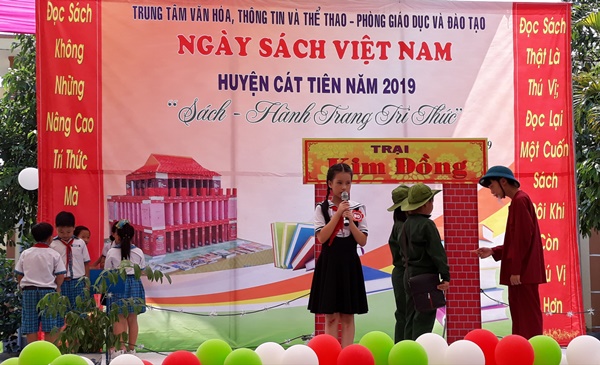 Kể chuyện Bác Hồ trong Ngày hội &quot;Sách - Hành trang tri thức&quot;