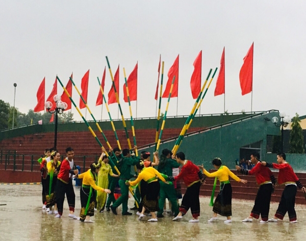 Đông đảo đoàn viên thanh niên tham gia Ngày hội đường phố
