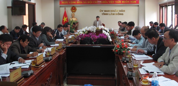 Toàn cảnh phiên họp UBND tỉnh tháng 4 năm 2019