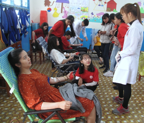 CLB Hành trình đỏ - kết nối yêu thương Lâm Đồng huy động 200 người hiến máu tình nguyện