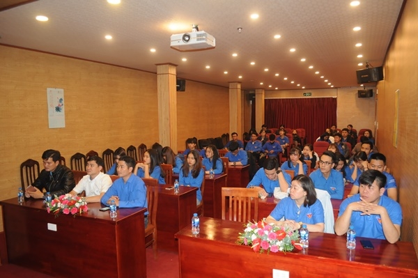 Tuyên truyền về chủ quyền biển đảo, biên giới đất liền cho đoàn viên