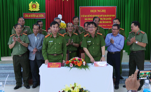 Ký kết Quy chế phối hợp khu vực giáp ranh