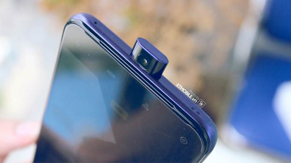 Oppo F11 Pro sở hữu cụm camera thò thụt độc đáo