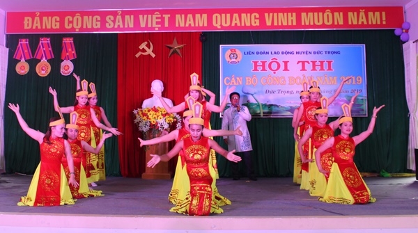 Phần thi năng khiếu của các đội