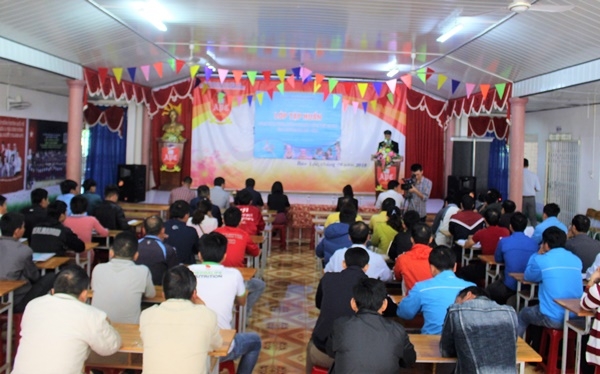 Hơn 70 học viên tham gia Lớp tập huấn bơi an toàn và phòng, chống đuối nước cho trẻ