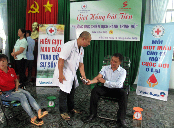 Phát động "Chiến dịch những giọt máu hồng" hè năm 2019