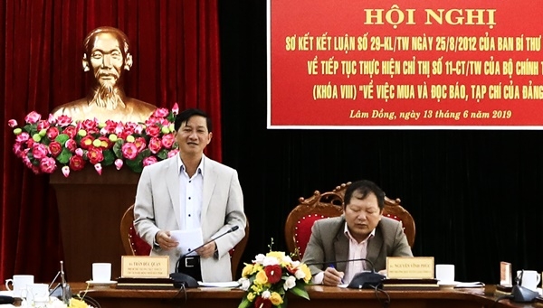Tăng cường chỉ đạo, kiểm tra việc mua, cấp báo, tạp chí của Đảng
