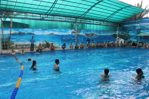 Trang bị kỹ năng bơi an toàn, phòng chống đuối nước trẻ em