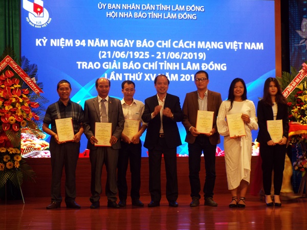 Trao giải C