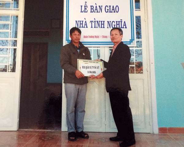 Phát huy phẩm chất người lính Bộ đội Cụ Hồ, gương mẫu xây dựng quê hương giàu đẹp