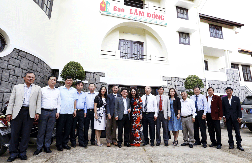 Báo chí không ngừng rèn tâm, luyện bút, trau dồi bản lĩnh