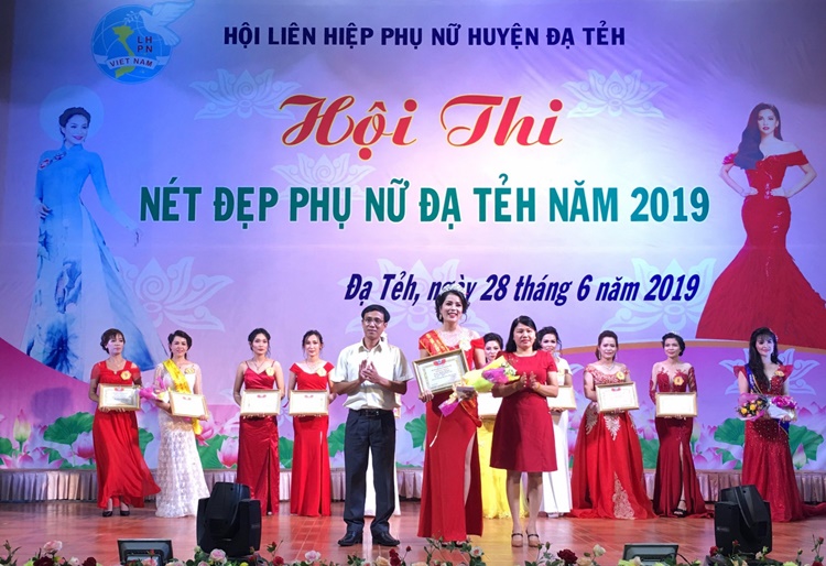 Hội thi "Nét đẹp phụ nữ Đạ Tẻh"