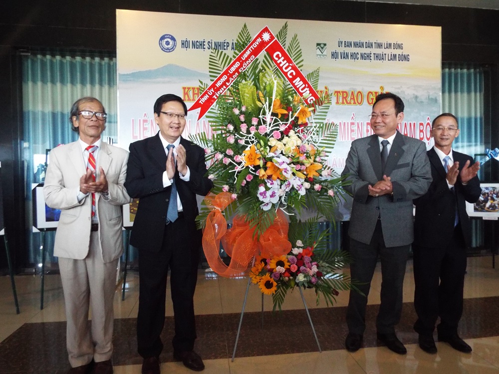 Khai mạc triển lãm và trao giải Liên hoan ảnh nghệ thuật khu vực Đông Nam bộ lần thứ 27 - 2019