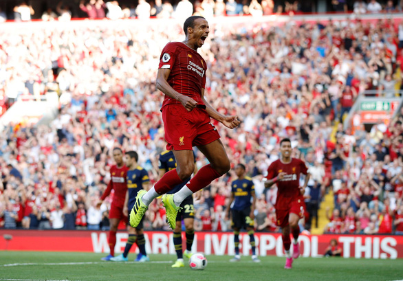 Salah tỏa sáng, Liverpool đè bẹp Arsenal tại Anfield