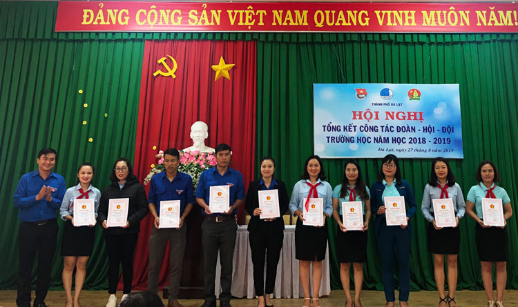 Tổng kết công tác Đoàn - Hội - Đội năm học 2018 - 2019