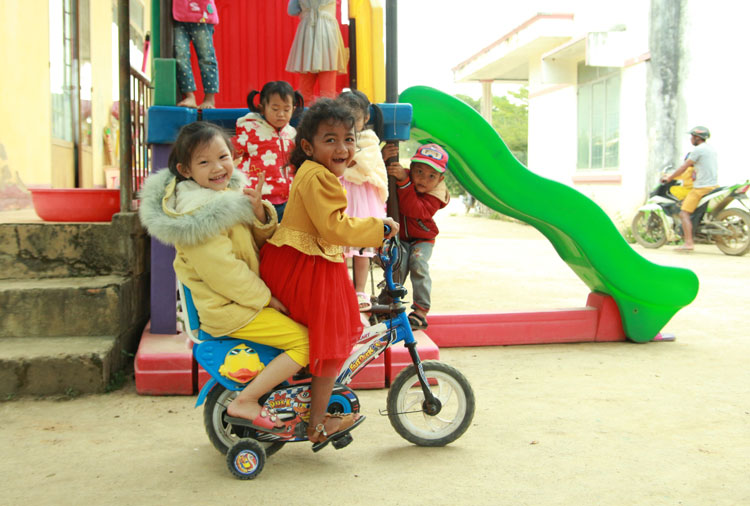 Năm học mới này, học sinh Trường Mẫu giáo Phi Tô sẽ được học tập, vui chơi trong ngôi trường mới khang trang, hiện đại hơn. Ảnh: H.T