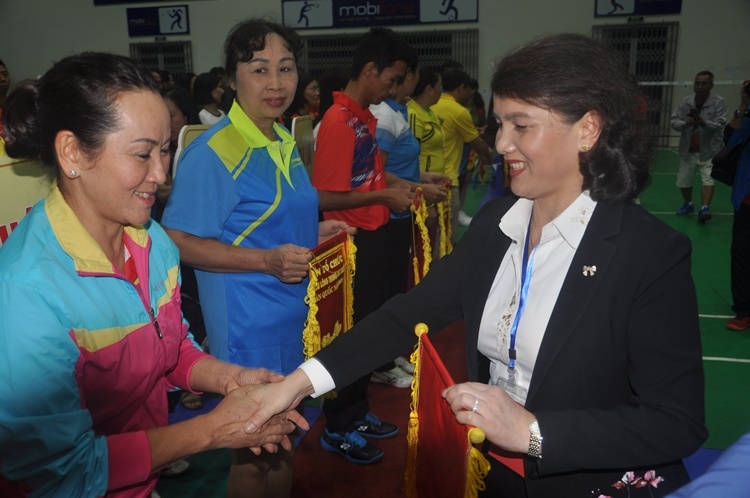 Trên 400 VĐV tham gia Giải Cầu lông Trung cao tuổi toàn quốc 2019 tại Đà Lạt