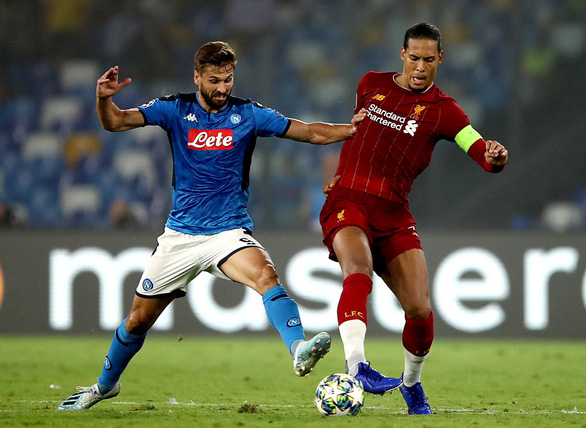 Van Dijk đã mắc bao nhiêu sai lầm khiến Liverpool bị thủng lưới?