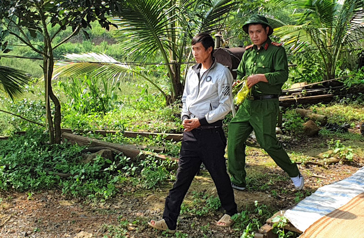 Bắn chết bạn cùng đi săn vì nghĩ thú rừng?
