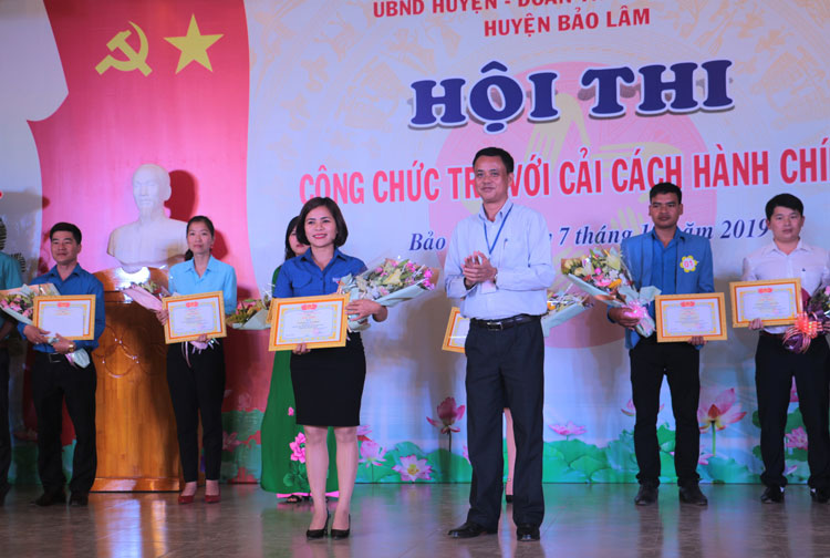 Bảo Lâm tổ chức Hội thi Công chức trẻ với cải cách hành chính