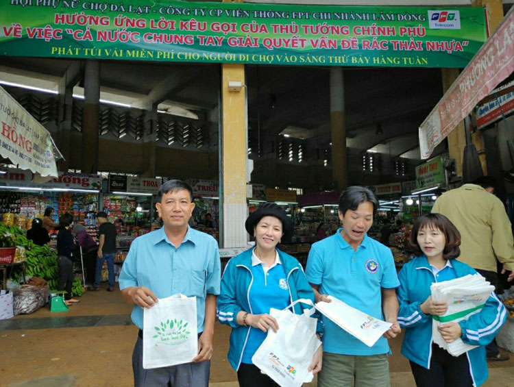 Phụ nữ Đà Lạt chung tay bảo vệ môi trường
