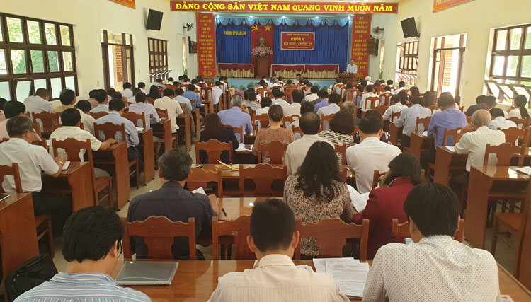 Cho ý kiến Dự thảo lần 1 Báo cáo chính trị trình Đại hội Đại biểu Đảng bộ TP lần thứ VI