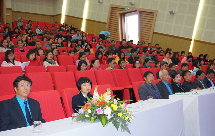 Hơn 1.200 cán bộ công đoàn tham gia Hội nghị