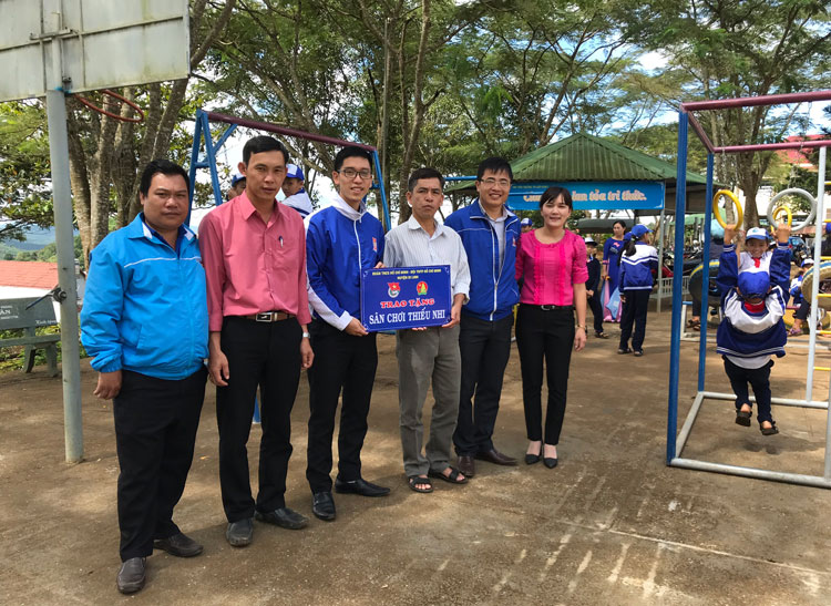 Hoạt động đoàn trước cuộc &quot;cách mạng&quot; tinh gọn bộ máy (Bài 2)