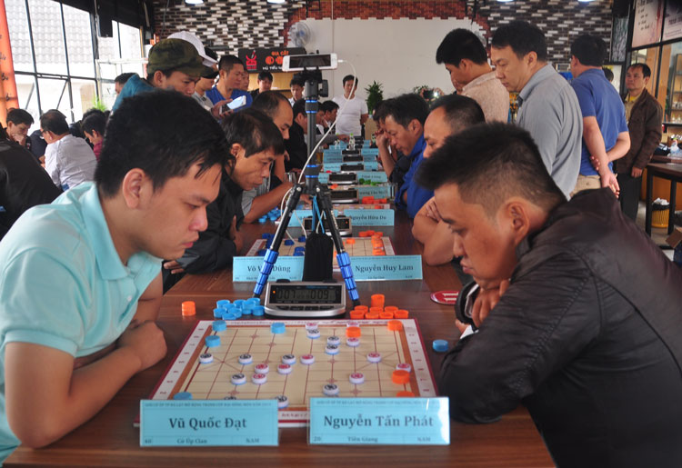 Luận cờ trên Lang Biang