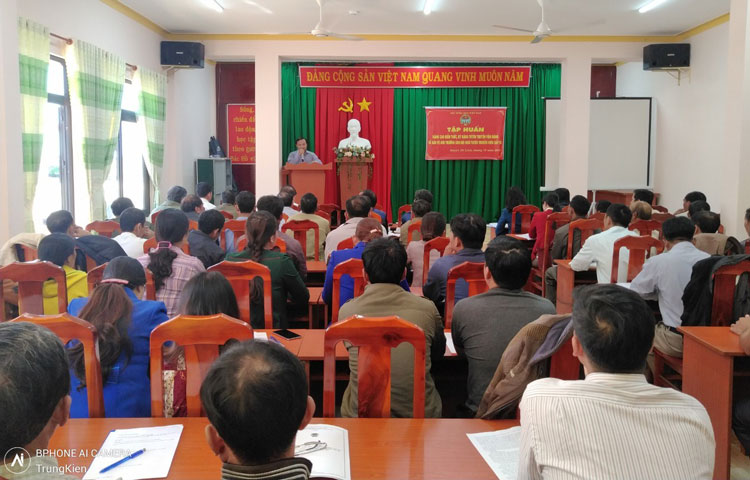 Lâm Đồng: 200, cán bộ, hội viên nông dân được tập huấn nâng cao kiến thức, kỹ năng tuyên truyền pháp luật bảo vệ môi trường