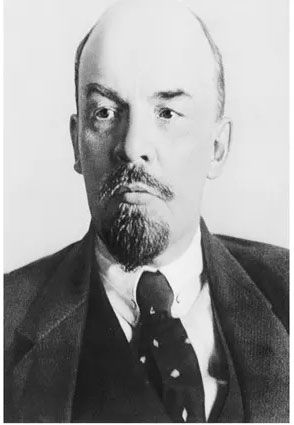 Kỷ niệm 102 năm Cách mạng Tháng Mười Nga (7-11-1917 - 7-11-2019)