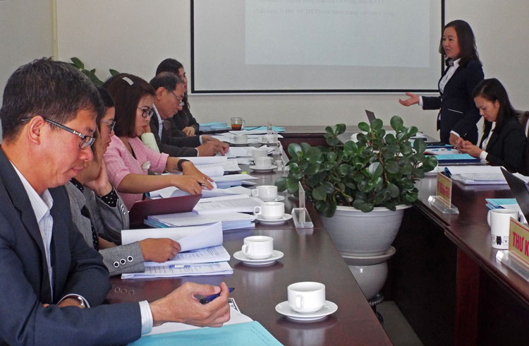 Nghiệm thu đề tài "Đánh giá thực trạng và đề xuất giải pháp phát triển nguồn nhân lực dân tộc thiểu số trên địa bàn tỉnh Lâm Đồng (2017 - 2025), định hướng 2030"