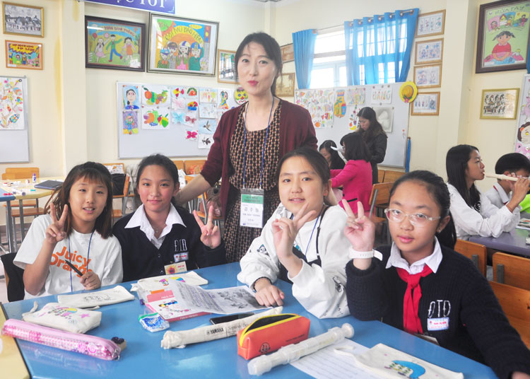 Làm quen công nghệ cùng học sinh Hàn Quốc