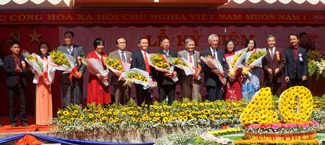 Lãnh đạo nhà trường qua các thời kỳ