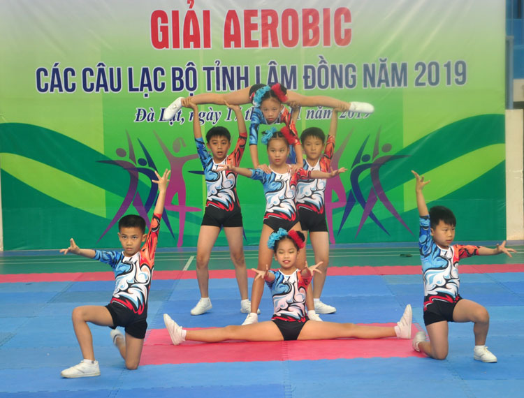 Bảo Lộc bội thu huy chương vàng tại giải Aerobic