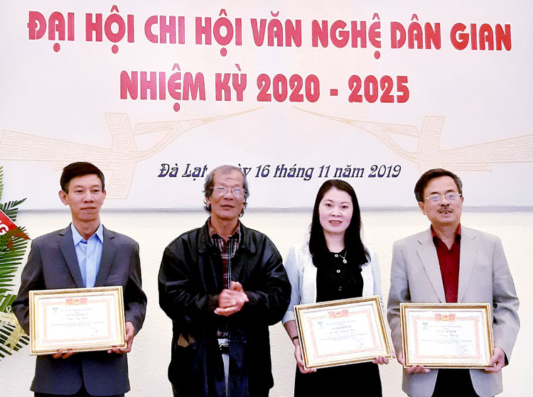 5 năm công bố 234 tác phẩm nghiên cứu văn hóa, văn nghệ dân gian