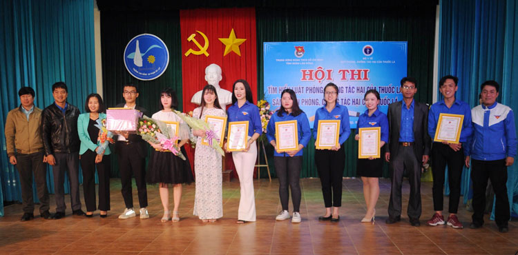 Gần 500 đoàn viên tham gia hội thi phòng chống tác hai thuốc lá
