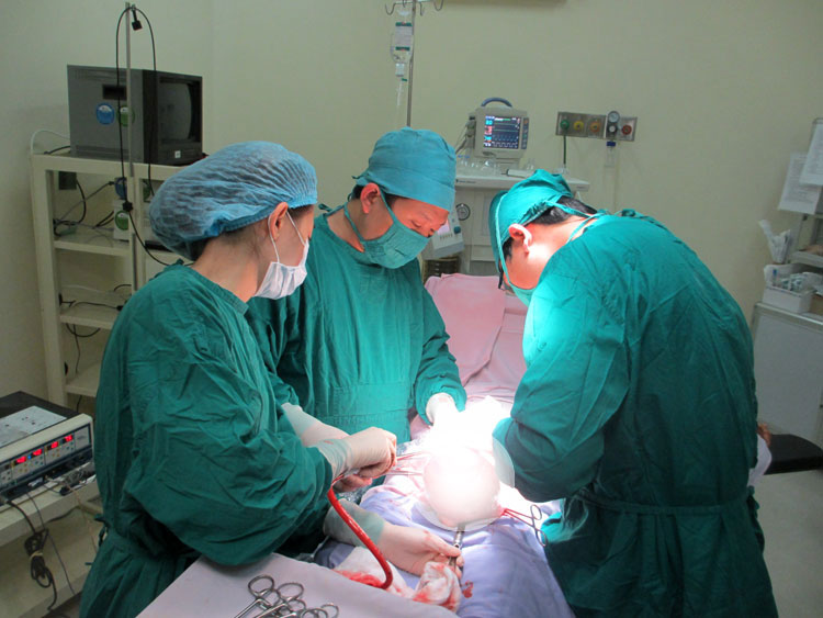 Đẩy mạnh nghiên cứu và áp dụng kỹ thuật mới  trong chẩn đoán và điều trị bệnh
