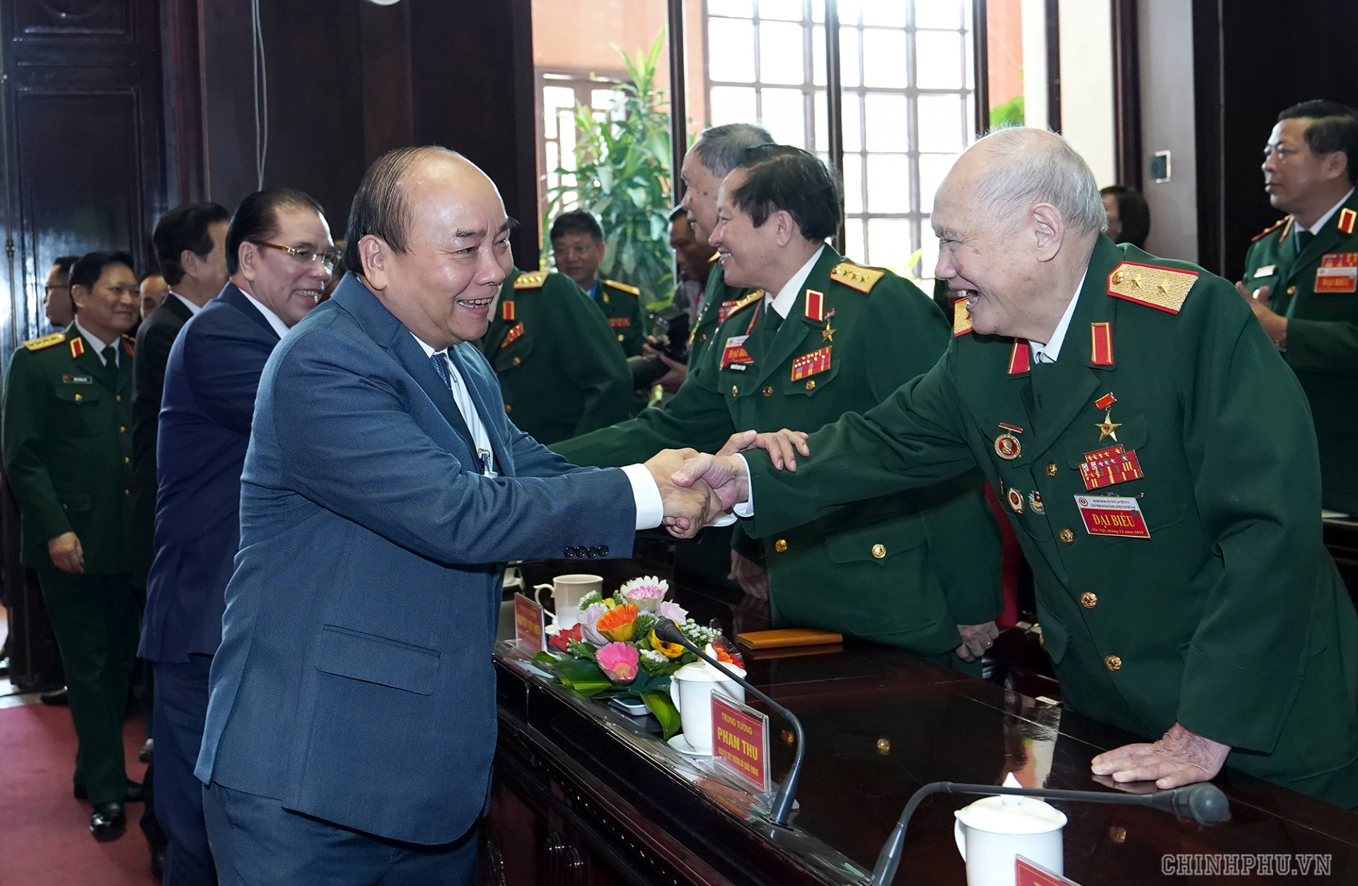 Thủ tướng chúc mừng các cựu chiến binh