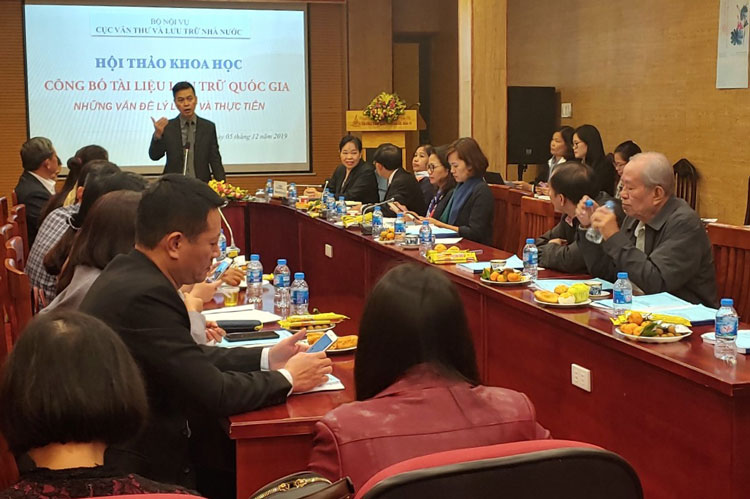 Hội thảo "Công bố tài liệu lưu trữ quốc gia - Những vấn đề lý luận và thực tiễn"